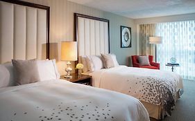 Renaissance Newark Airport Hotel